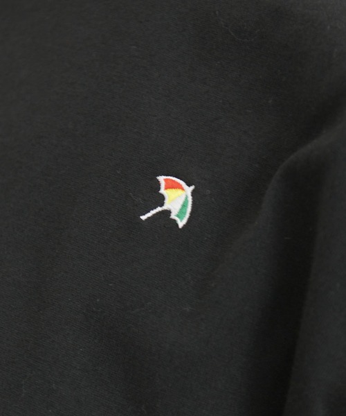 Arnold Palmer(アーノルドパーマー)の「フレンチスリーブ バックタック Tシャツ(Tシャツ/カットソー・レディース・オフホワイト/ブラウン/ブラック・S/M/L)」の6枚目の写真