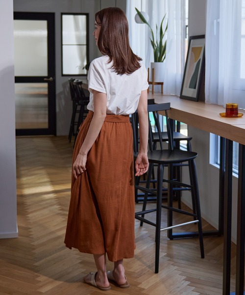 Arnold Palmer(アーノルドパーマー)の「フレンチスリーブ バックタック Tシャツ(Tシャツ/カットソー・レディース・オフホワイト/ブラウン/ブラック・S/M/L)」の15枚目の写真