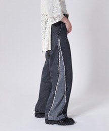 ONCILY | FRINGE BICOLOR DENIM PANTS / フリンジバイカラーデニムパンツ(デニムパンツ)