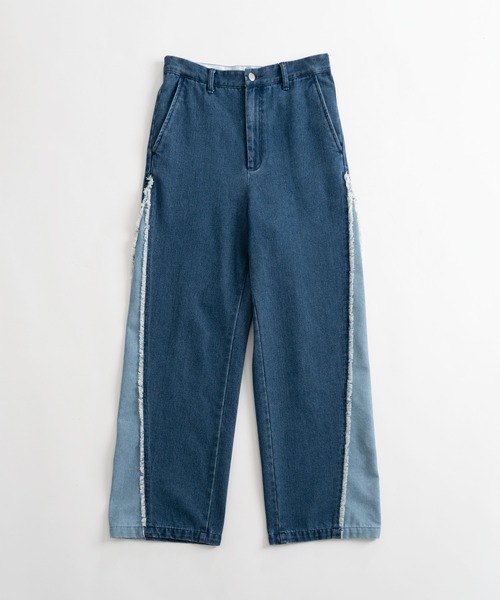 ONCILY フリンジバイカラーデニムカーゴパンツ【値下げ交渉大歓迎】 ONCILY（オンシェリー）の「FRINGE BICOLOR DENIM CARGO PANTS