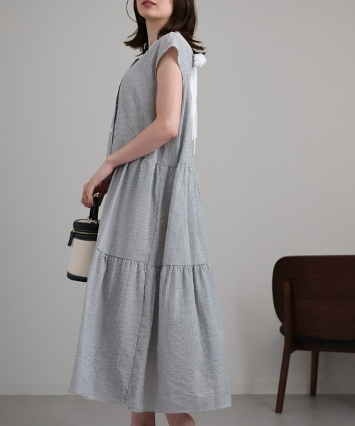 sakishimatokyo(サキシマトーキョー)の「クレリックシャツワンピース/バッグリボンティアードワンピース(シャツワンピース・レディース・ブルー/グレー/グリーン・FREE)」の6枚目の写真