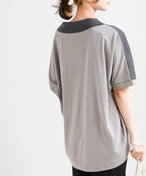 rps(アールピーエス)の「天竺配色ルーズハイネックドルマンプルオーバー(Tシャツ/カットソー・レディース・チャコールグレー/アイボリー/カーキ・フリー)」の20枚目の写真