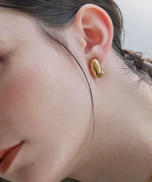 Phoebe（フィービィー）の「【金属アレルギー対応】プランプフープイヤリング　ゴールド/サージカルステンレス（イヤリング・レディース・シルバー/イエローゴールド・FREE）」の19枚目の写真