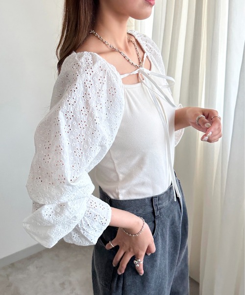 apres jour mignon(アプレジュールミニョン)の「コットンレースボレロ【ZOZOTOWN限定アイテム】(シャツ/ブラウス・レディース・ブラック/オフホワイト・X-LARGE/フリー)」の6枚目の写真