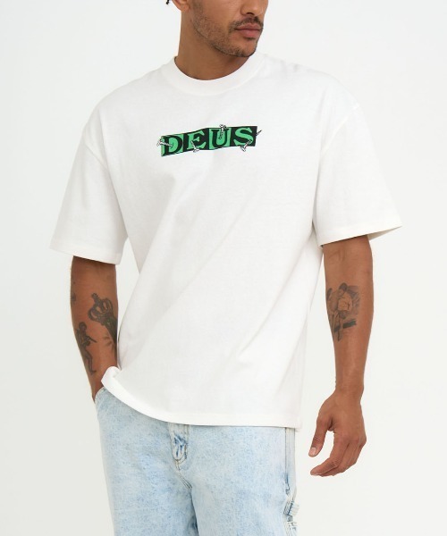 DEUS EX MACHINA（デウスエクスマキナ）の「SCREW LOOSE TEE（Tシャツ/カットソー・メンズ・ライトブルー/オフホワイト・MEDIUM/SMALL/LARGE）」の2枚目の写真