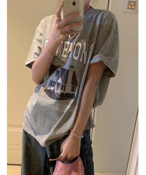 LYEON(リヨン)の「オーバーサイズTシャツ(Tシャツ/カットソー・レディース・グレー/ホワイト・FREE)」の4枚目の写真