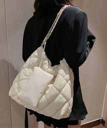 マルチポーチ付き キルティング チェーンショルダーバッグ/トートバッグ /A4対応大容量