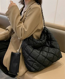 マルチポーチ付き キルティング　チェーンショルダーバッグ/トートバッグ /A4対応大容量
