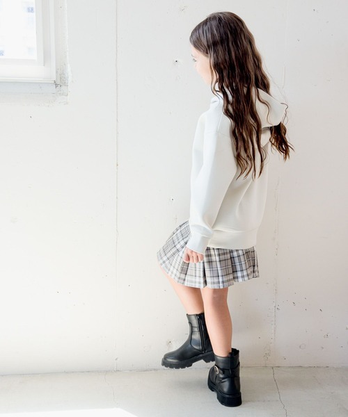 GLOBAL WORK（グローバルワーク）の「ライトクッション／プルオーバーパーカー/907704（パーカー・キッズ・サックスブルー/アイボリー/ベージュ/ブルー/チャコールグレー・120cm/110cm/160cm/150cm/100cm/130cm/140cm）」の7枚目の写真