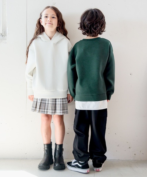 GLOBAL WORK（グローバルワーク）の「ライトクッション／プルオーバーパーカー/907704（パーカー・キッズ・サックスブルー/アイボリー/ベージュ/ブルー/チャコールグレー・120cm/110cm/160cm/150cm/100cm/130cm/140cm）」の9枚目の写真