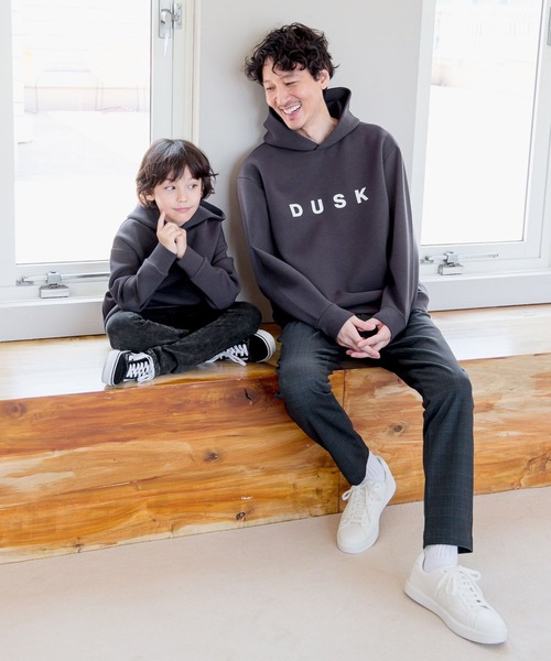 GLOBAL WORK（グローバルワーク）の「ライトクッション／プルオーバーパーカー/907704（パーカー・キッズ・サックスブルー/アイボリー/ベージュ/ブルー/チャコールグレー・120cm/110cm/160cm/150cm/100cm/130cm/140cm）」の15枚目の写真