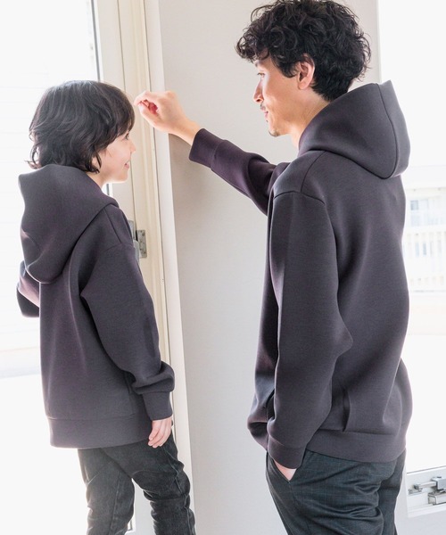 GLOBAL WORK（グローバルワーク）の「ライトクッション／プルオーバーパーカー/907704（パーカー・キッズ・サックスブルー/アイボリー/ベージュ/ブルー/チャコールグレー・120cm/110cm/160cm/150cm/100cm/130cm/140cm）」の17枚目の写真