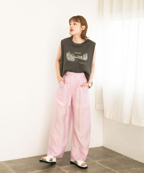 KBF（ケイビーエフ）の「ショルダーパッドプリントカットソー（Tシャツ/カットソー・レディース・チャコールグレー/グレー・ONE）」の17枚目の写真