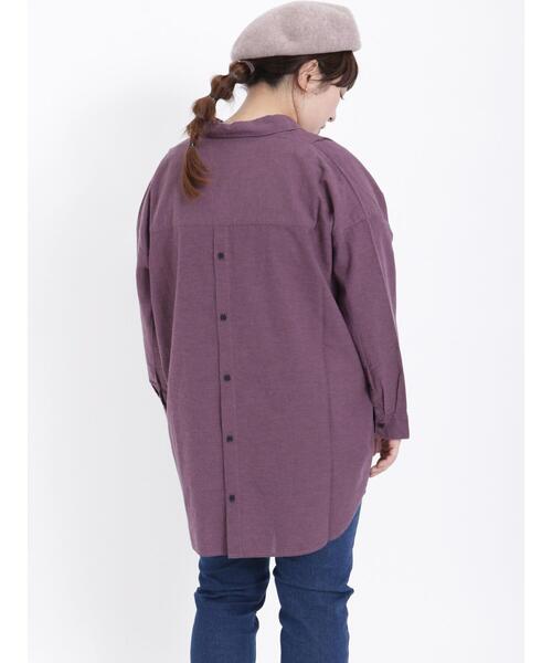 Samansa Mos2（サマンサ モスモス）の「柄アソート後ろ開きスキッパーチュニック（チュニック・レディース・ネイビー/パープル/ベージュ/グリーン/ブラック・F）」の5枚目の写真