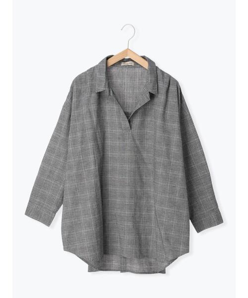 Samansa Mos2（サマンサ モスモス）の「柄アソート後ろ開きスキッパーチュニック（チュニック・レディース・ネイビー/パープル/ベージュ/グリーン/ブラック・F）」の2枚目の写真