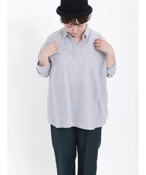 Samansa Mos2（サマンサ モスモス）の「柄アソート後ろ開きスキッパーチュニック（チュニック・レディース・ネイビー/パープル/ベージュ/グリーン/ブラック・F）」の18枚目の写真