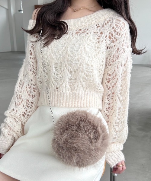 Heather(ヘザー)の「サークルファーショルダーBAG 980643(ショルダーバッグ・レディース・オフホワイト/ベージュ/ブラック・ONE SIZE)」の3枚目の写真