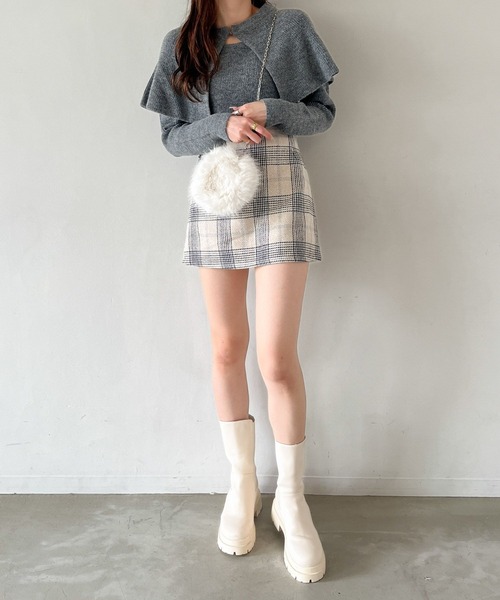 Heather(ヘザー)の「サークルファーショルダーBAG 980643(ショルダーバッグ・レディース・オフホワイト/ベージュ/ブラック・ONE SIZE)」の7枚目の写真