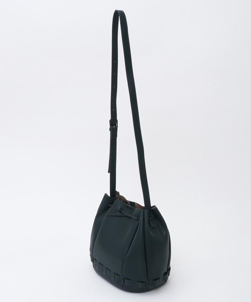 MELROSE claire（メルローズ クレール）の「【スタイリングのアクセントになるアコーディオンバッグ】（ショルダーバッグ・レディース・ダークグリーン/ブラック/ボルドー・FREE）」の15枚目の写真