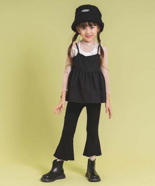 URBAN CHERRY（アーバンチェリー）の「【伸縮性・保温性バツグン】リブカットソーフレアレギンスパンツ（その他パンツ・キッズ・グレー/ブラック/ベージュ/ブラウン・150cm/110cm/120cm/130cm/140cm）」の7枚目の写真