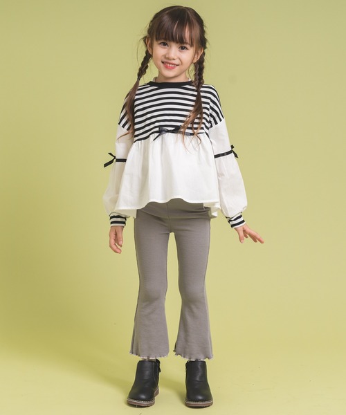 URBAN CHERRY（アーバンチェリー）の「【伸縮性・保温性バツグン】リブカットソーフレアレギンスパンツ（その他パンツ・キッズ・グレー/ブラック/ベージュ/ブラウン・150cm/110cm/120cm/130cm/140cm）」の6枚目の写真