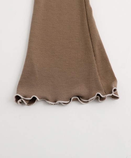 URBAN CHERRY（アーバンチェリー）の「【伸縮性・保温性バツグン】リブカットソーフレアレギンスパンツ（その他パンツ・キッズ・グレー/ブラック/ベージュ/ブラウン・150cm/110cm/120cm/130cm/140cm）」の14枚目の写真