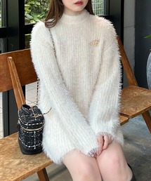ブローチ付ラメフェザーニットミニワンピース