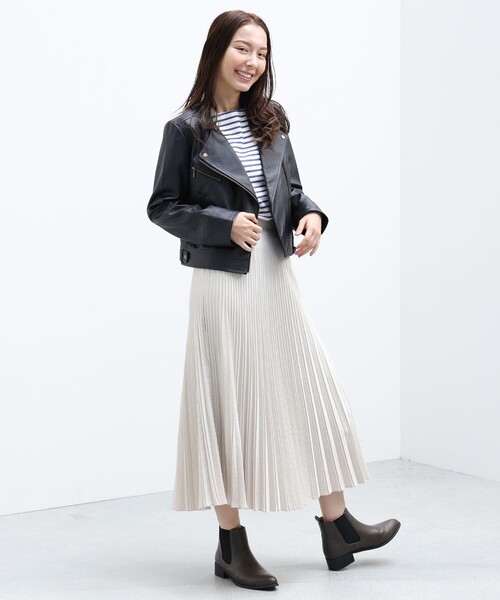 BEAMS HEART(ビームスハート)の「BEAMS HEART / フェイクレザー ノーカラーブルゾン(ライダースジャケット・レディース・ブラック・MEDIUM/SMALL)」の2枚目の写真