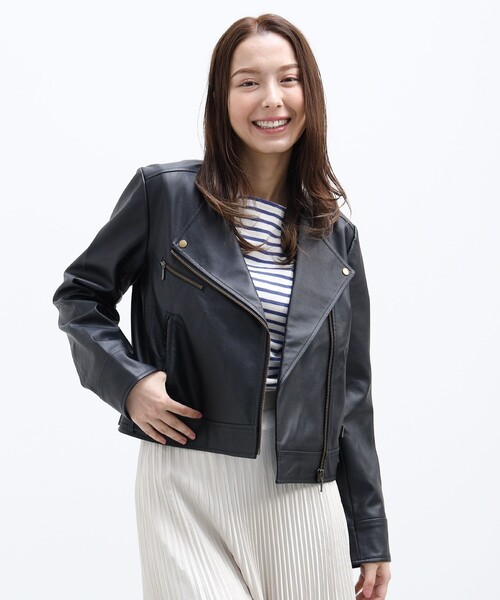 BEAMS HEART(ビームスハート)の「BEAMS HEART / フェイクレザー ノーカラーブルゾン(ライダースジャケット・レディース・ブラック・MEDIUM/SMALL)」の4枚目の写真