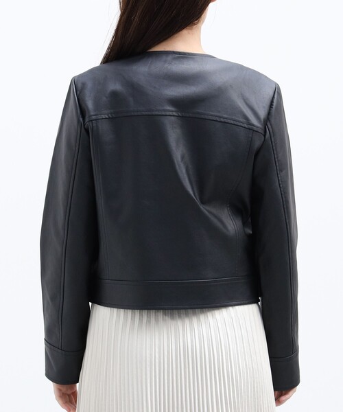 BEAMS HEART(ビームスハート)の「BEAMS HEART / フェイクレザー ノーカラーブルゾン(ライダースジャケット・レディース・ブラック・MEDIUM/SMALL)」の8枚目の写真