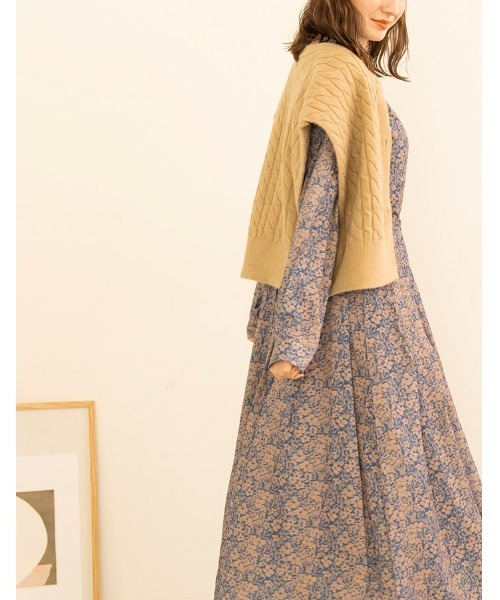 chocomee（チョコミー）の「button knit vest（ベスト・レディース・アイボリー/ベージュ・FREE）」の11枚目の写真