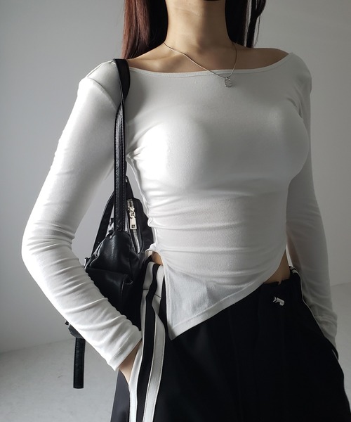 me+em select(ミームセレクト)の「※【 カップ付き 】バックオープンカッティング長袖タイトTシャツ(Tシャツ/カットソー・レディース・ブラック/ホワイト/グレー・FREE)」の11枚目の写真