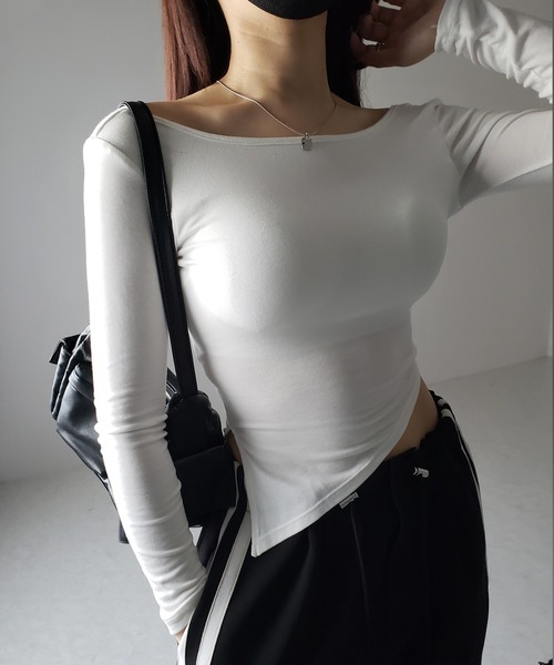 me+em select(ミームセレクト)の「※【 カップ付き 】バックオープンカッティング長袖タイトTシャツ(Tシャツ/カットソー・レディース・ブラック/ホワイト/グレー・FREE)」の13枚目の写真