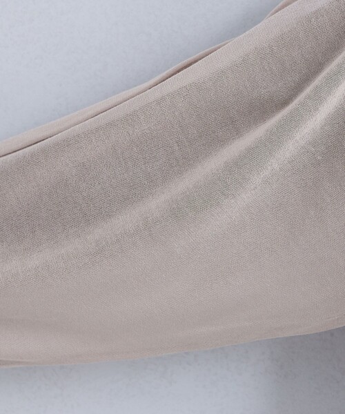 green label relaxing(グリーンレーベルリラクシング)の「Circ ギャザー クルーネック プルオーバー ニット(ニット/セーター・レディース・ライム/ベージュ/ライトブルー・FREE)」の9枚目の写真