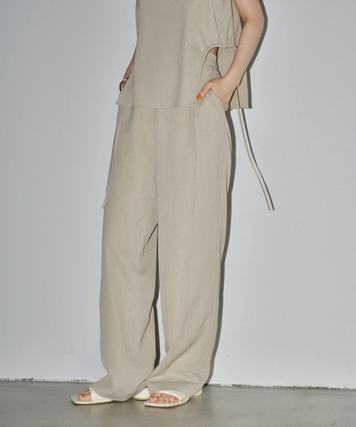 TODAYFUL（トゥデイフル）の「TODAYFUL　Easy Chambray Trousers イージーシャンブレートラウザーズ/12410718（その他パンツ・レディース・オートミール/ブラック・36/38）」の2枚目の写真