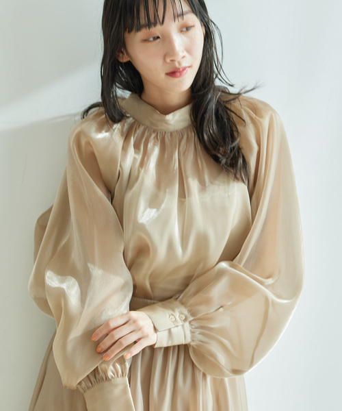 Jayro(ジャイロ)の「バックリボンブラウス(シャツ/ブラウス・レディース・ベージュ/ホワイト系その他/チャコールグレー・M)」の2枚目の写真