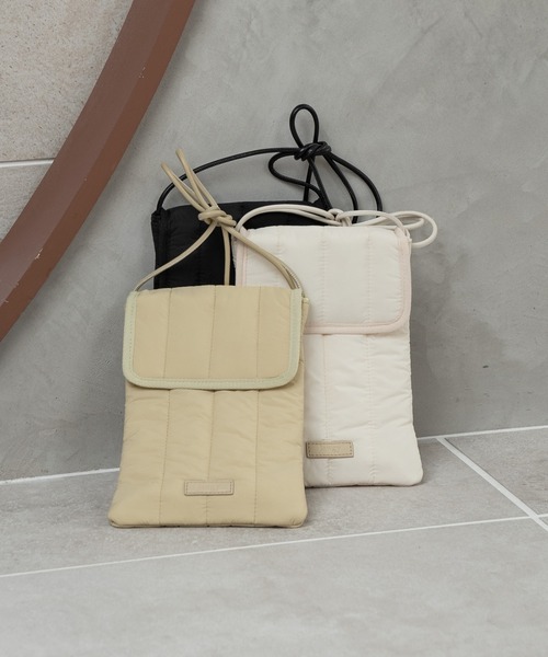 lawgy（ラウジー）の「quilting stitch point bag / キルティングステッチポイントバッグ（ショルダーバッグ・レディース・ブラック/イエロー系その他/アイボリー・FREE）」の7枚目の写真