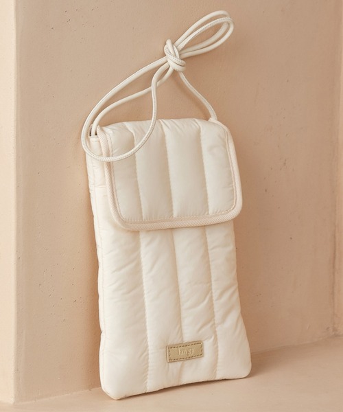 lawgy（ラウジー）の「quilting stitch point bag / キルティングステッチポイントバッグ（ショルダーバッグ・レディース・ブラック/イエロー系その他/アイボリー・FREE）」の13枚目の写真