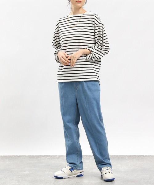 GLOBAL WORK Smile Seed Store（グローバルワーク スマイルシードストア）の「デニムタックテーパードパンツ/977003（デニムパンツ・レディース・ブルー系その他3/ブラック/ブルー系その他5/アイボリー・LARGE/X-LARGE/SMALL/MEDIUM）」の11枚目の写真