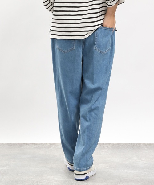 GLOBAL WORK Smile Seed Store（グローバルワーク スマイルシードストア）の「デニムタックテーパードパンツ/977003（デニムパンツ・レディース・ブルー系その他3/ブラック/ブルー系その他5/アイボリー・LARGE/X-LARGE/SMALL/MEDIUM）」の16枚目の写真