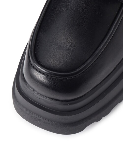 cs T&P(シーエスティーアンドピー)の「厚底2段ソールローファーパンプス(パンプス・レディース・ブラック系1/ホワイト/ブルー系2/ブラック・L/M/S/LL)」の18枚目の写真