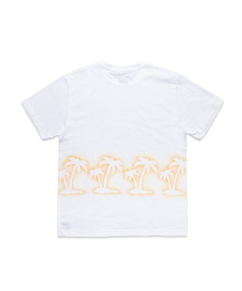 muta marine（ムータ・マリン）の「ACANTHUS x muta MARINE Palm tree Stencil Tee（Tシャツ/カットソー・メンズ・ホワイト/ホワイト系その他/ホワイト×ブルー・ 8/7/6/4/8/5）」の5枚目の写真