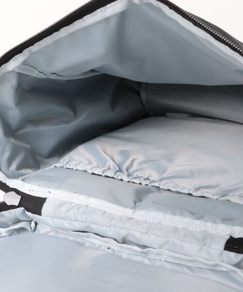 BEAMS SCHOOL（ビームススクール）の「【BEAMS SCHOOL:ビームス スクール】キッズ スクエアリュック　35L　学校　部活　塾　バックパック（バックパック/リュック・キッズ・ブラック・FREE）」の4枚目の写真