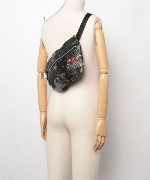 styles(スタイルス)の「TOKIO/Waist bag(ショルダーバッグ・メンズ・ブラック・1)」の5枚目の写真