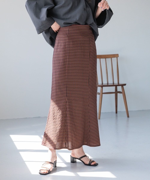 LOWRYS FARM(ローリーズファーム)の「スタイルアップマーメイドスカート 992106(スカート・レディース・アイボリー/ブラック/ブラウン/ベージュ/ブラウン系その他・SMALL/MEDIUM/LARGE)」の4枚目の写真