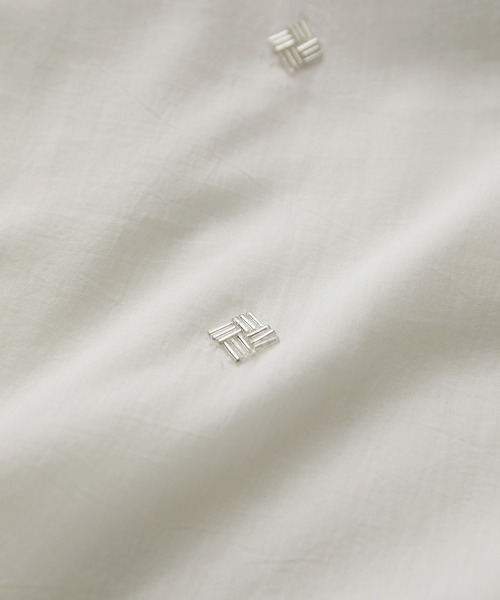 SALON adam et rope'(サロン アダム エ ロペ)の「【WEB限定】2WAYビーズ刺繍ワンピース(ワンピース・レディース・ブラック/ホワイト・FREE)」の18枚目の写真