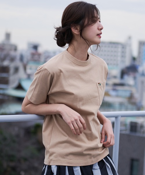 Arnold Palmer(アーノルドパーマー)の「APクラシック シェア 半袖 Tシャツ(Tシャツ/カットソー・レディース・グリーン/ネイビー/ベージュ/ブラック/ホワイト/マスタード/バーガンディー/オートミール/ブラウン/ブルー/ピンク/ダークグリーン・S/M/L/LL/XS)」の21枚目の写真