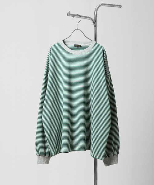 NILWAY（ニルウェイ）の「バルーンスリーブボーダーロングTシャツ/ ロンT（Tシャツ/カットソー・メンズ・グリーン/ライトグレー/ブラック/ネイビー・LARGE/MEDIUM）」の4枚目の写真