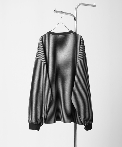 NILWAY（ニルウェイ）の「バルーンスリーブボーダーロングTシャツ/ ロンT（Tシャツ/カットソー・メンズ・グリーン/ライトグレー/ブラック/ネイビー・LARGE/MEDIUM）」の9枚目の写真