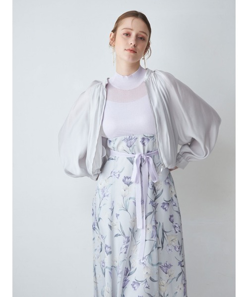 MERCURYDUO(マーキュリーデュオ)の「ボリュームスリーブショートブルゾン(ブルゾン・レディース・ライトグレー/オフホワイト・FREE)」の2枚目の写真